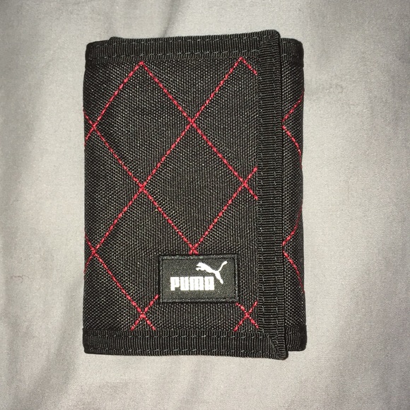 puma canvas wallet